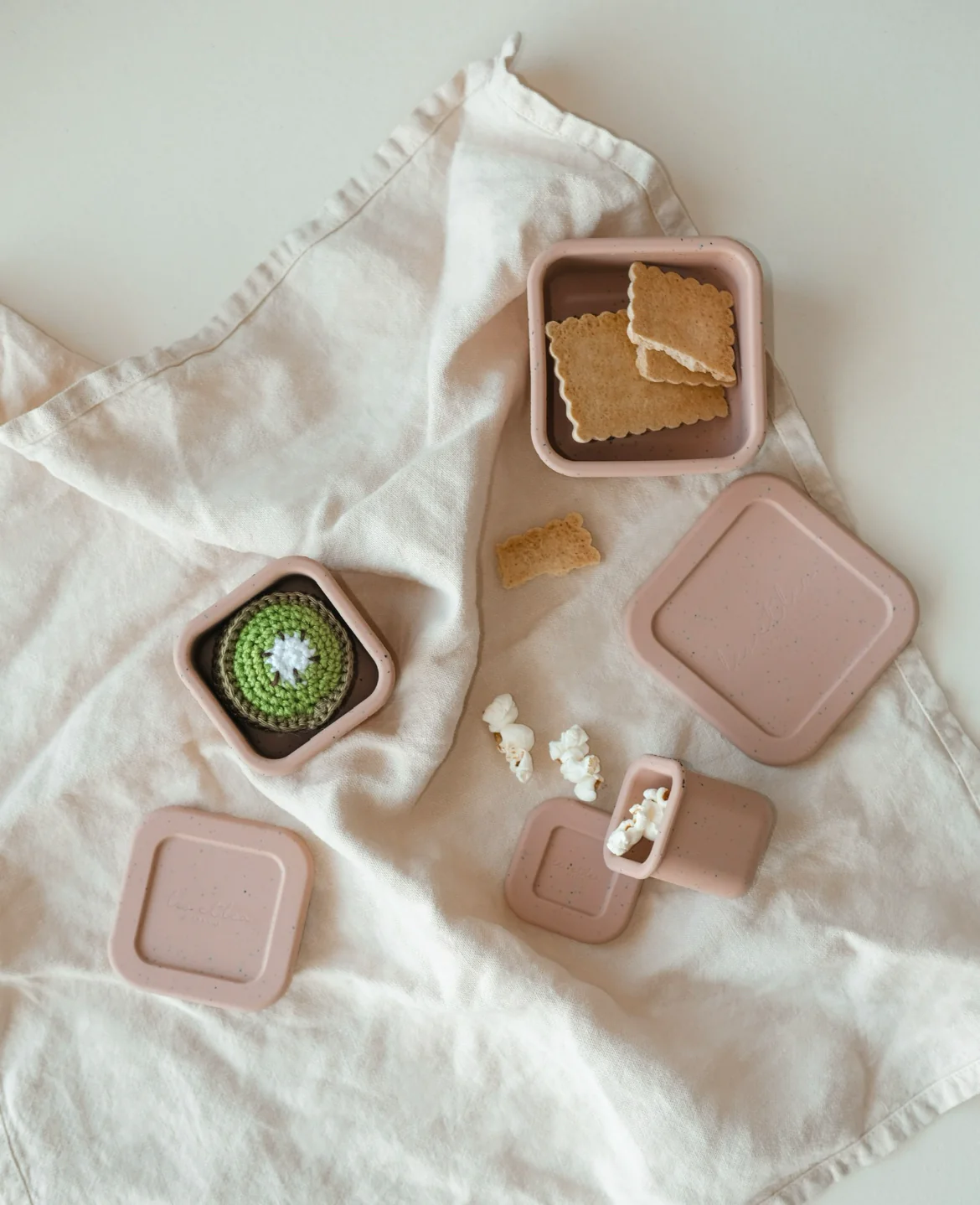 Snack Box, 3 pcs, Shell, Rosewood – Image 2